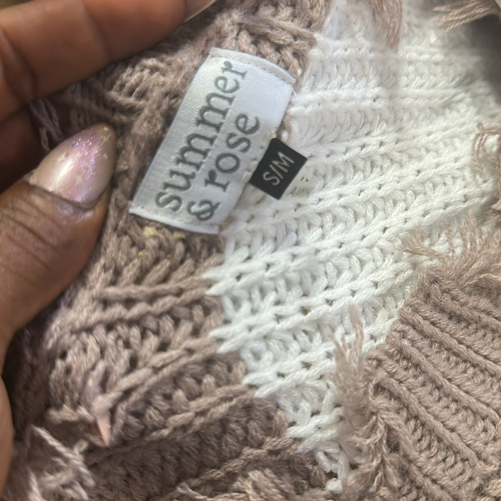 Multicolored fall sweater with frayed ends in a S/M - Picture 6 of 6